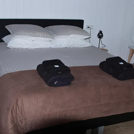 Bed & Breakfast Purmerland *